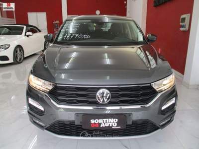 Volkswagen T-Roc 1.0 TSI Business BMT Grigio usata Vittoria