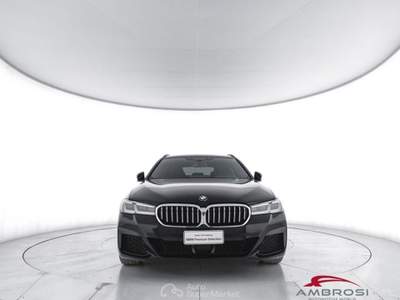 BMW Serie 5 520 Serie 5 d 48V xDrive Msport Nero usata Corciano