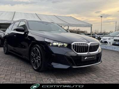 BMW Serie 5 520d d 48V xDrive Touring Msport Blu/Azzurro usata Quinto di Treviso