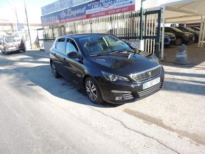 Peugeot 308 BlueHDi 130 S&S Allure Nero usata Quarto
