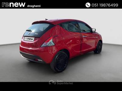 Lancia Ypsilon 5 porte S&S Hybrid Silver Rosso usata Bologna