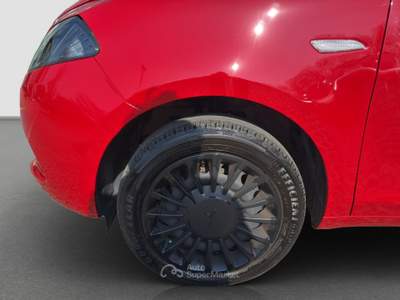 Lancia Ypsilon 5 porte S&S Hybrid Silver Rosso usata Bologna