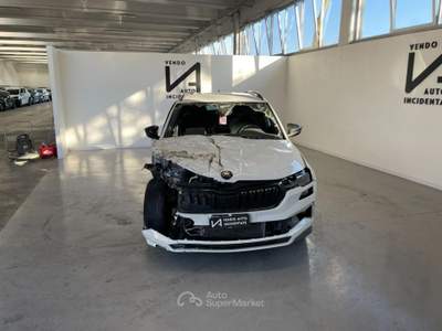 Skoda Karoq 2.0 TDI SCR 4x4 DSG SPORTLINE Bianco usata Megliadino San Vitale