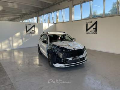 Skoda Karoq 2.0 TDI SCR 4x4 DSG SPORTLINE Bianco usata Megliadino San Vitale