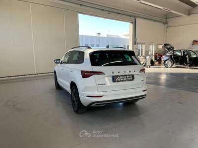 Skoda Karoq 2.0 TDI SCR 4x4 DSG SPORTLINE Bianco usata Megliadino San Vitale