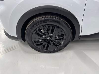 Citroen C4 Hybrid 145 cv Automatico Collection Bianco usata Palermo