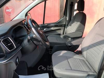 Ford Tourneo Custom tourneo custom 320 2.0 tdci MHEV 130cv Titanium L2H1 E6.2 Grigio usata VILLORBA