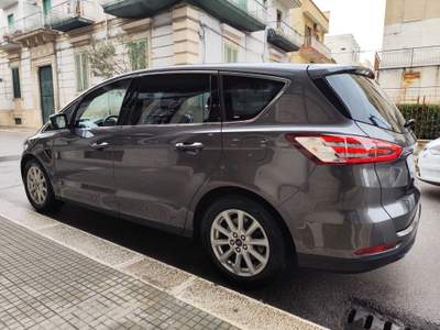 Ford S-Max 7 POSTI TITANIUM AUTOMATICA Grigio usata CORATO