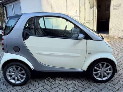 Smart ForTwo 700 coupé passion (45 kW) Bianco usata Torino