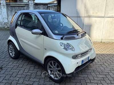Smart ForTwo 700 coupé passion (45 kW) Bianco usata Torino
