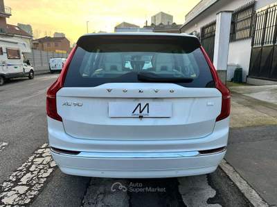 Volvo XC90 2.0 T8 recharge Core awd 7p - AUT/GOOGLE/CAMERA Bianco usata Sesto San Giovanni