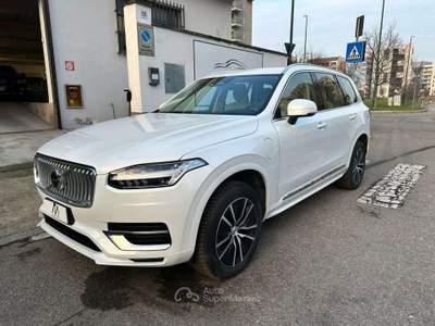 Volvo XC90 2.0 T8 recharge Core awd 7p - AUT/GOOGLE/CAMERA Bianco usata Sesto San Giovanni