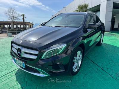 Mercedes-Benz GLA Automatic Premium Nero usata Aquino