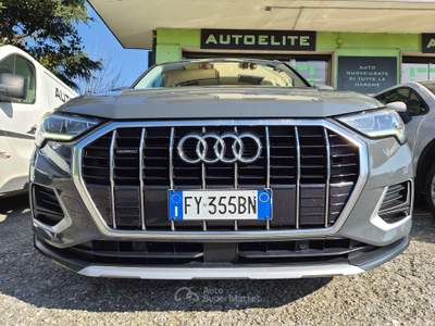 Audi Q3 40 2.0 tdi Quattro 190cv s-tronic Adaptive Cruise Grigio usata Nave