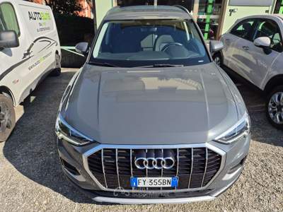 Audi Q3 40 2.0 tdi Quattro 190cv s-tronic Adaptive Cruise Grigio usata Nave