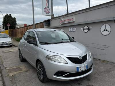 Lancia Ypsilon 16V 95 CV 5 porte S&S Gold Grigio usata Sant'Antimo