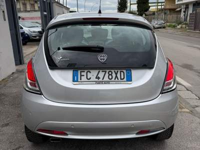Lancia Ypsilon 16V 95 CV 5 porte S&S Gold Grigio usata Sant'Antimo