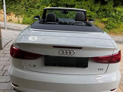 Audi Cabriolet 2018 Audi A3 2.0 TDI Cabriolet S tronic design Bianco usata Livorno
