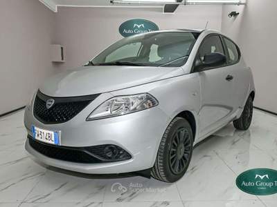 Lancia Ypsilon 1.2 Elefantino Blu ecochic Gpl 69cv Argento usata Torino