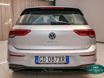 Volkswagen Golf Golf VIII 2020 1.0 etsi evo Life 110cv dsg usata Torino
