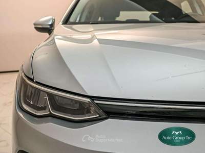 Volkswagen Golf Golf VIII 2020 1.0 etsi evo Life 110cv dsg usata Torino