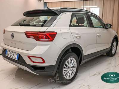 Volkswagen T-Roc 1.0 tsi Life 110cv Grigio usata Torino