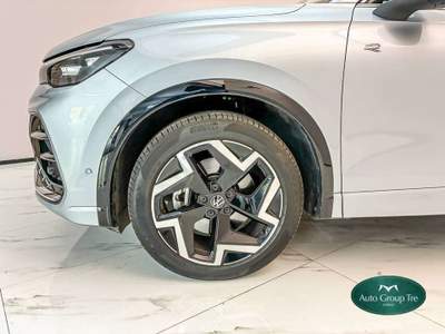 Volkswagen Tiguan 2.0 tdi R-Line 150cv dsg Argento usata Torino