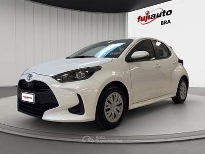 Toyota Yaris Yaris 1.5h Active Bianco usata Bra