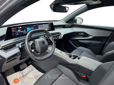 Peugeot 3008 3008 1.2 hybrid Allure 145cv e-dcs6 Grigio usata Moncalieri