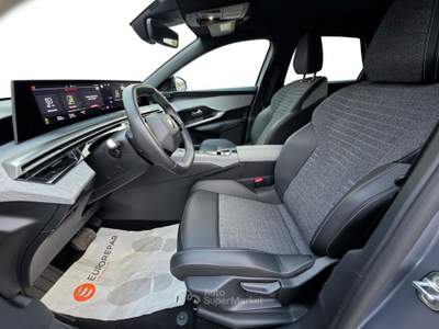 Peugeot 3008 3008 1.2 hybrid Allure 145cv e-dcs6 Grigio usata Moncalieri
