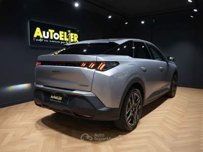 Peugeot 3008 3008 1.2 hybrid Allure 145cv e-dcs6 Grigio usata Moncalieri