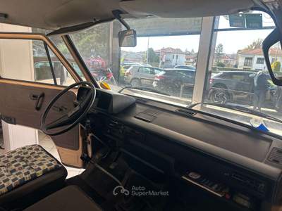 Volkswagen Transporter T3 1.6 DIESEL (AUTOCARRO CASSONE) Beige usata Mornago