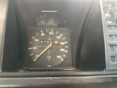 Volkswagen Transporter T3 1.6 DIESEL (AUTOCARRO CASSONE) Beige usata Mornago