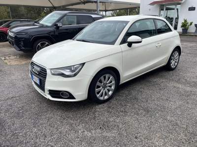 Audi A1 A1 1.6 TDI 105 CV Ambition Bianco usata Mesagne