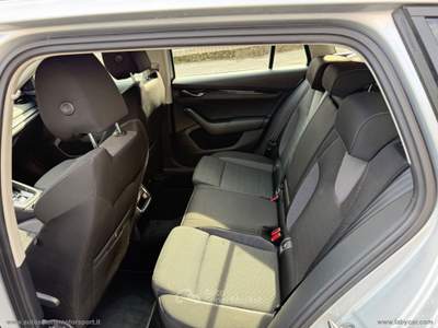 Skoda Octavia Octavia 2.0 TDI SCR 150CV DSG Wag. Exec. Argento usata CALDONAZZO