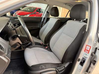 Hyundai i20 5p 1.2 Style 84cv Uniprop+tagliandi Uff. Argento usata Ferrara