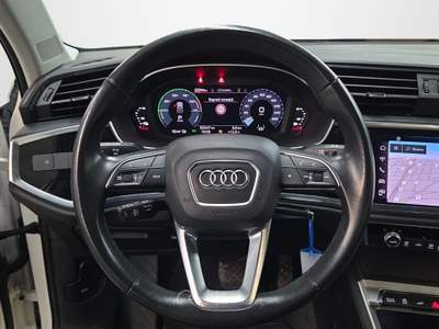 Audi Q3 e S tronic Business Bianco usata Torino