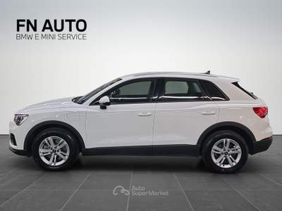 Audi Q3 e S tronic Business Bianco usata Torino