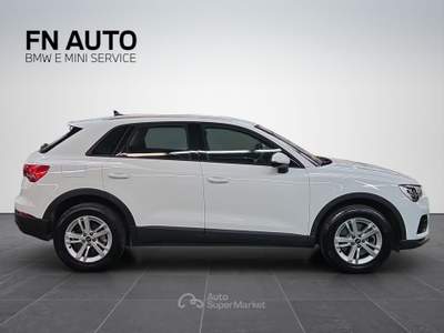 Audi Q3 e S tronic Business Bianco usata Torino
