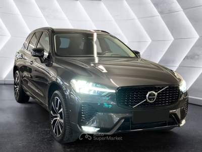 Volvo XC60 B4 (d) automatico Plus Dark Grigio usata Pieve di Cento