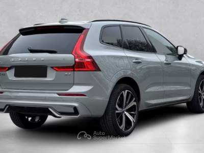 Volvo XC60 B4 (d) automatico Plus Dark Grigio usata Pieve di Cento