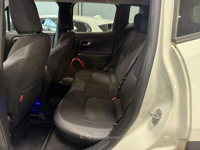 Jeep Renegade 4WD Active Drive Low Trailhawk Bianco usata Prato