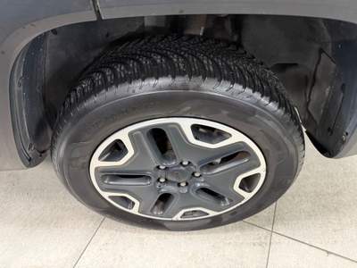 Jeep Renegade 4WD Active Drive Low Trailhawk Bianco usata Prato