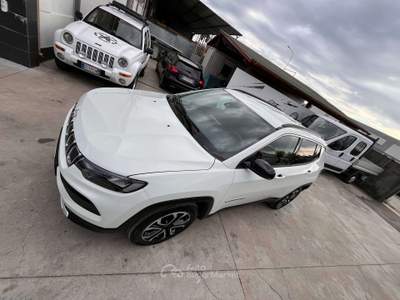 Jeep Compass 1.6 mjt Limited 2wd 130cv Bianco usata Anzio