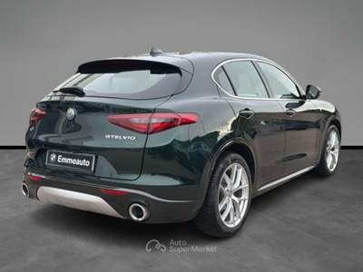 Alfa Romeo Stelvio AT8 Q4 Veloce Verde usata LECCE