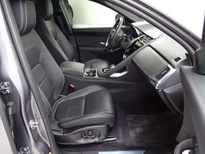 Jaguar E-Pace 2.0D I4 163 CV AWD Auto R-Dynamic S Grigio usata Lurate Caccivio