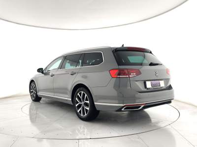 Volkswagen Passat Passat variant 2.0 tdi executive 150cv dsg  acc+c.17" Grigio usata Ghedi