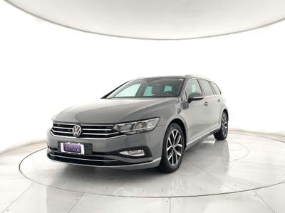 Volkswagen Passat Passat variant 2.0 tdi executive 150cv dsg  acc+c.17" Grigio usata Ghedi