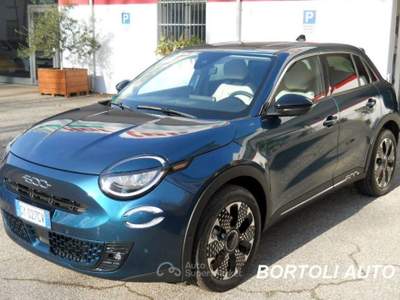 Fiat 600 HYBRID 100cv 15.000 KM DCT MHEV LA PRIMA Verde usata Mirandola