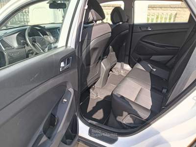 Hyundai Tucson UNICO PROPRIETARIO RATE DA € 150.00 MESE GARANZIA 12 MESI Bianco usata Marino